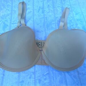 Never Wear and brand new THE DEMI-SPACER CUUP bra in Blush color Size 32G